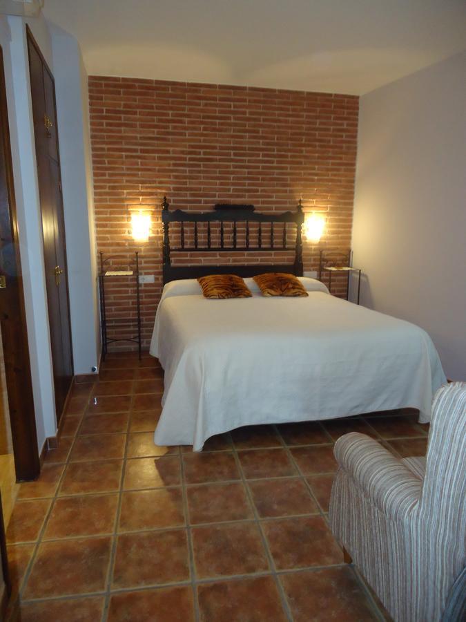 Hostal Casa Laure Y Mª Jose Arens de Lledo Exterior photo